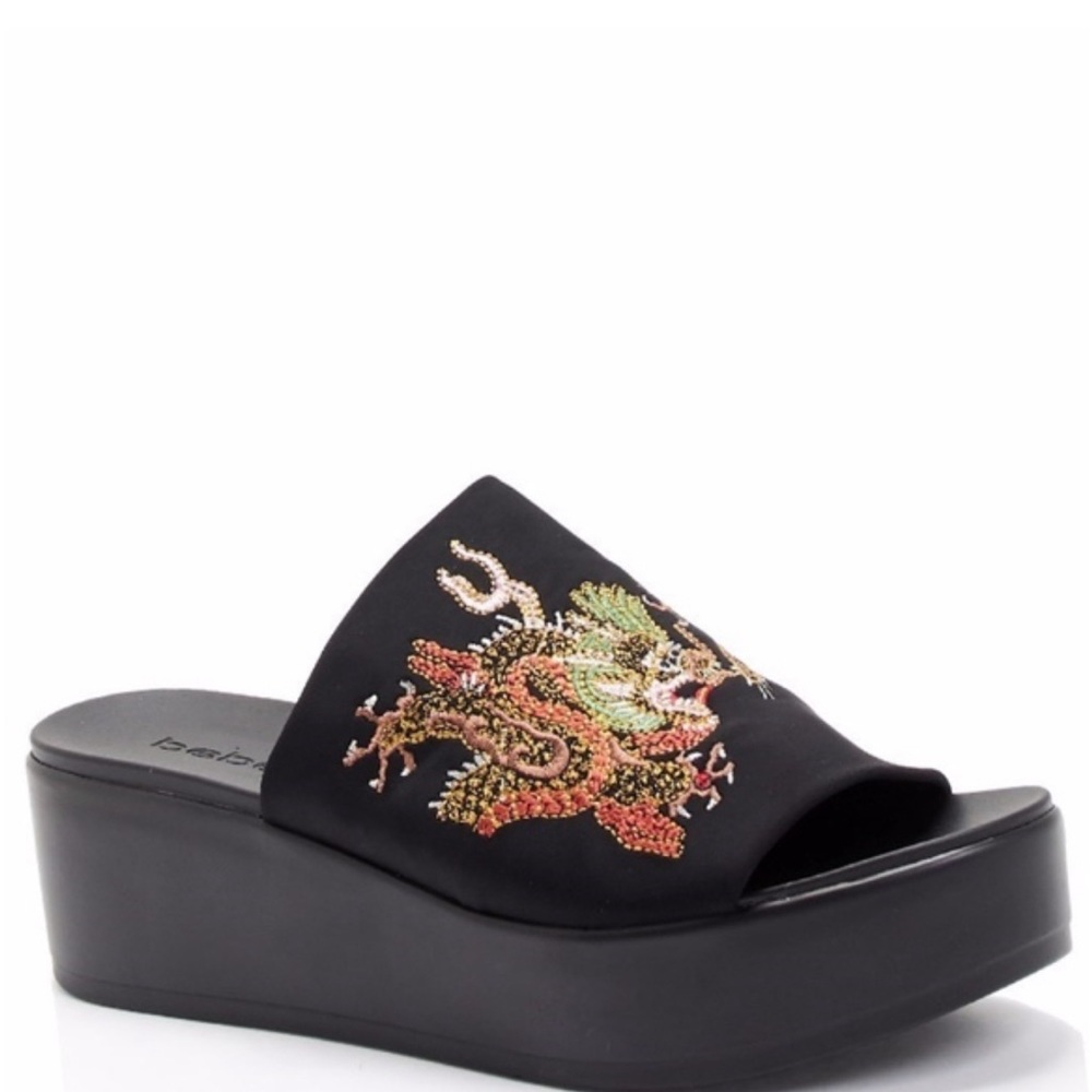 BEBE Dragon Embroidered Wedge Slide Sandals size 9